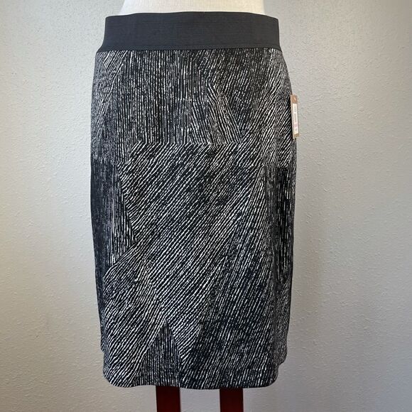 NWT Ellen Tracy Midi Skirt Size 10 - Picture 1 of 8